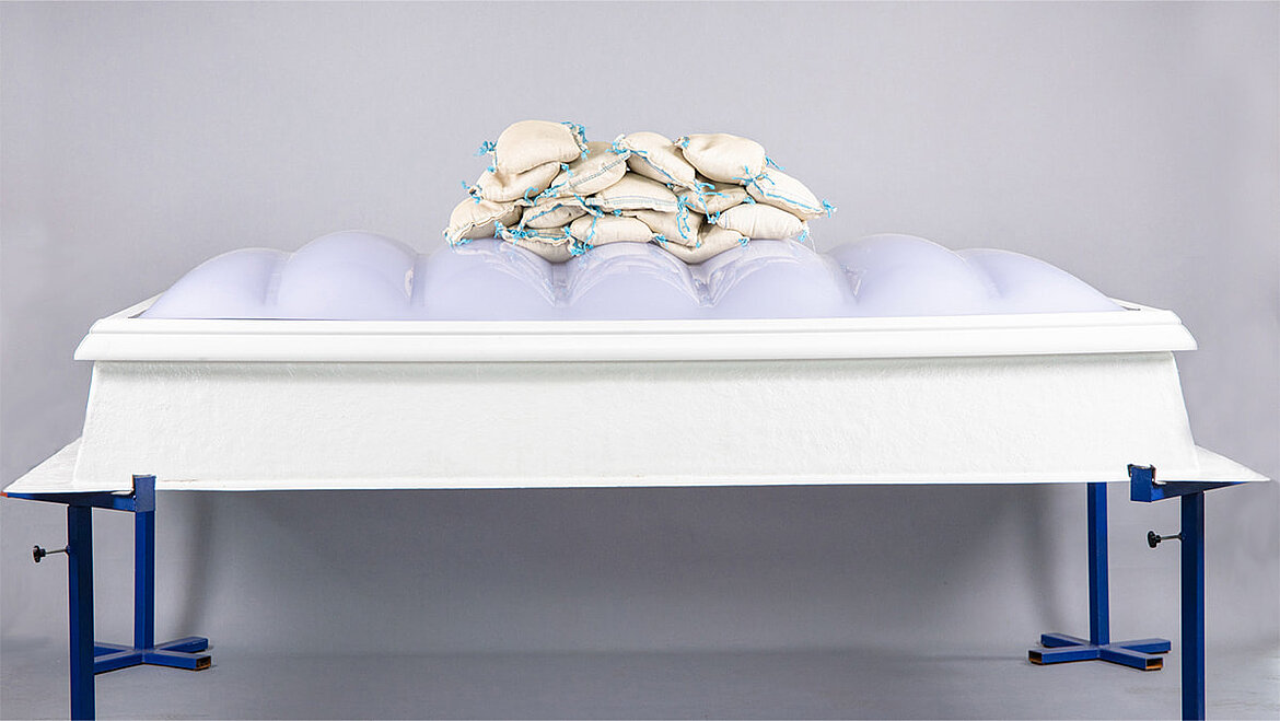 Wellenform der LAMILUX Lichtkuppel F100 W für maximale Sicherheit