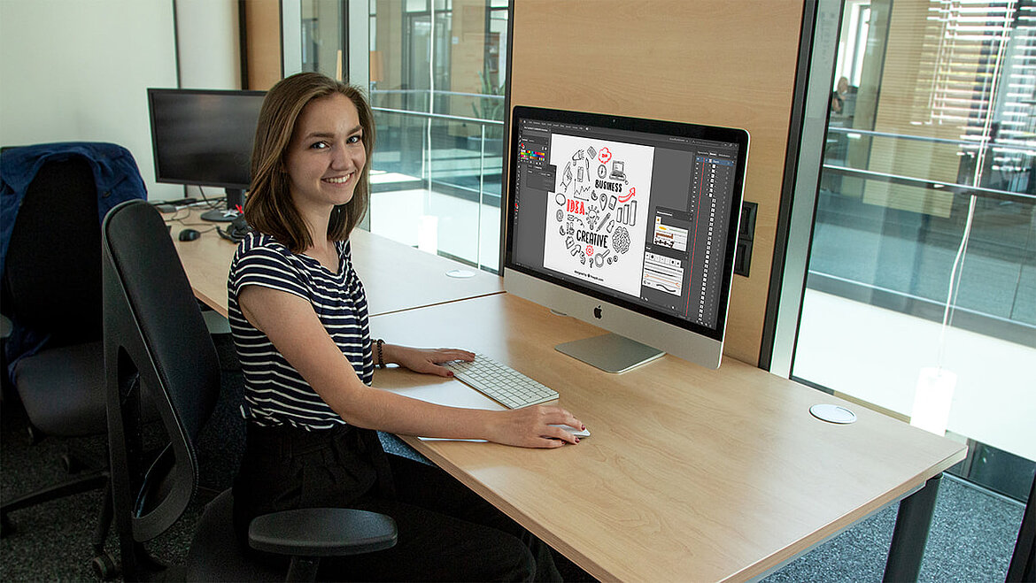 Mediengestalterin - Alltag in der Berufsschule | LAMILUX