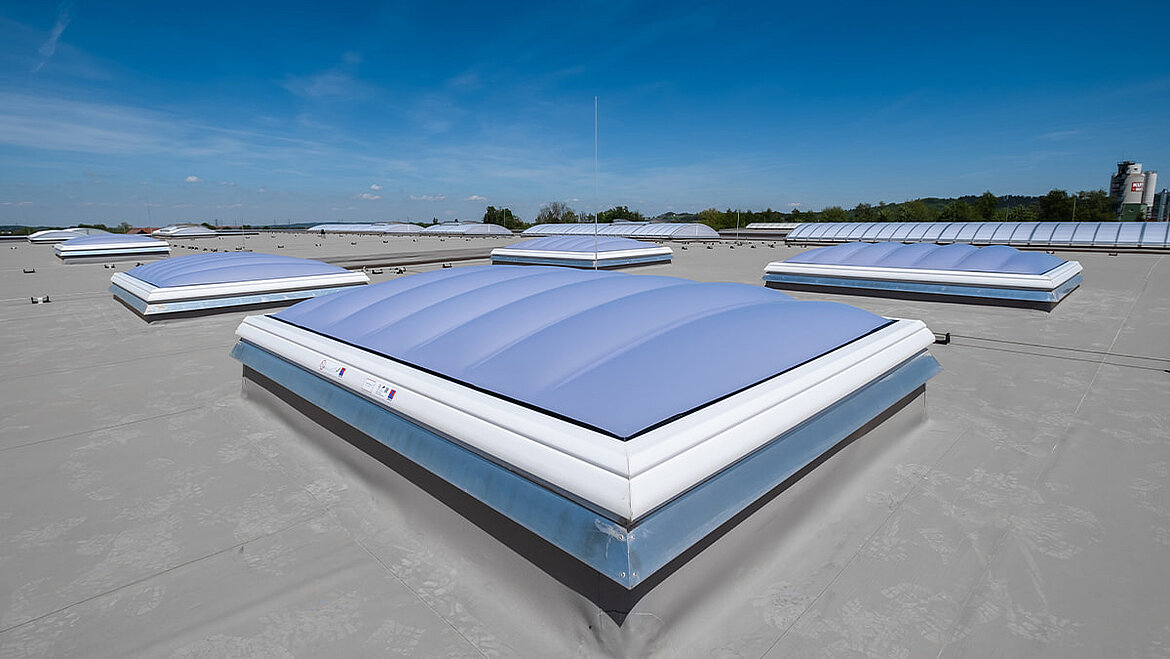 LAMILUX Lichtkuppel F100 W für Industriehallen