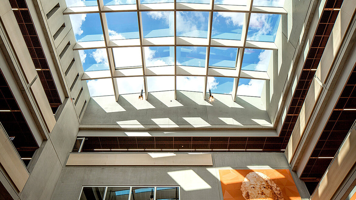LAMILUX Glasdach PR60 Passivhaus im Willibald-Gluck-Gymnasium