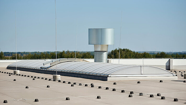 LAMILUX Lichtband Passivhaus - Werk Fondital Lipetsk