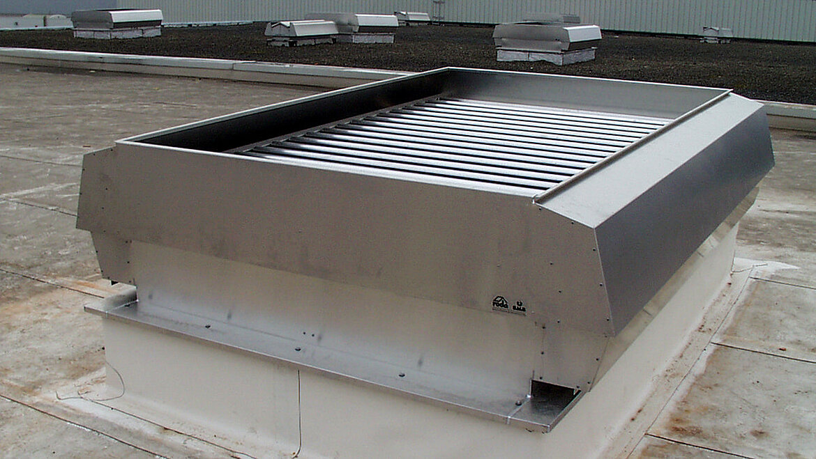 Dacheinbau mit Schlechtwetterlüftung