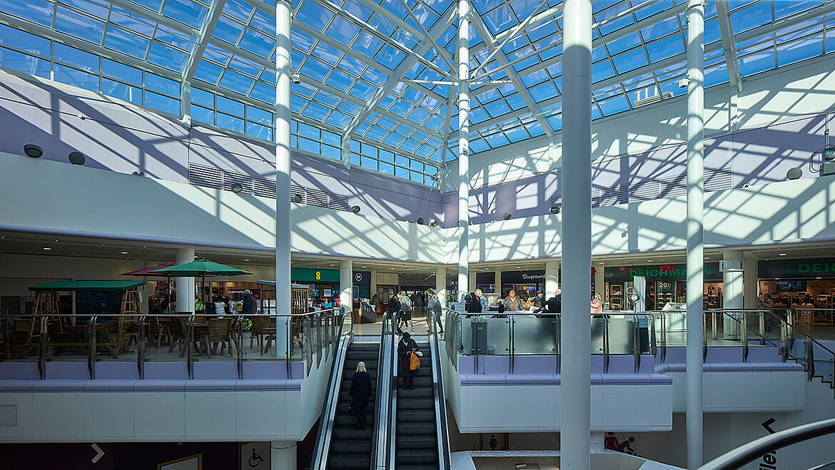 Energetische Sanierung des Crystal Peaks Shopping Centre in Sheffield