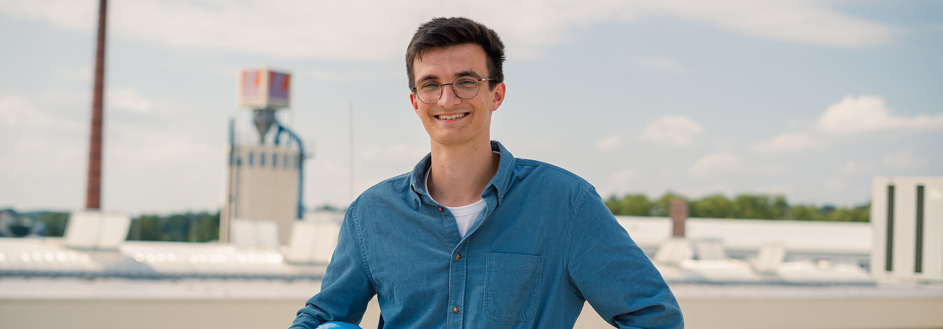 Werkstudententätigkeit Statik / Tragwerksplanung Tageslichtsysteme Werkstudententätigkeit Statik / Tragwerksplanung Tageslichtsysteme
