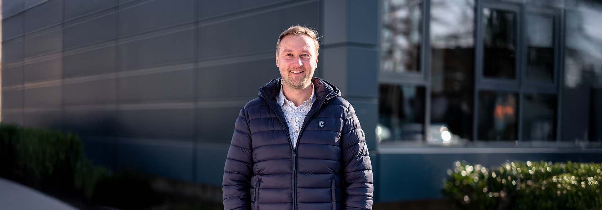 Bauleiter Fassadenbau und Glasdachsysteme (m/w/d) Bauleiter Fassadenbau und Glasdachsysteme (m/w/d)