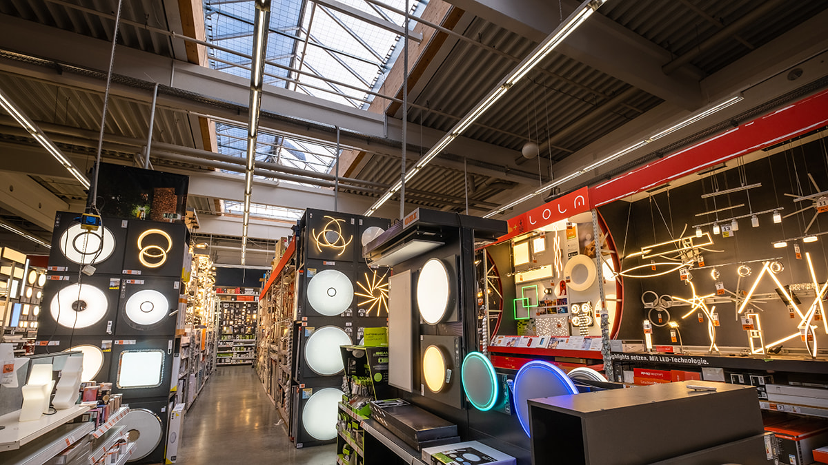 Lichtband S Im Obi Baumarkt In Bamberg Lamilux