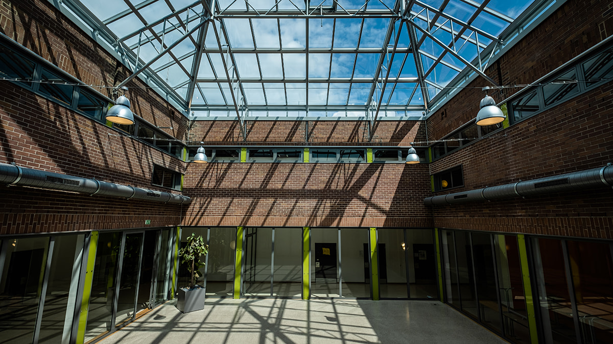 LAMILUX Sanierung des Dante - Gymnasiums in München 