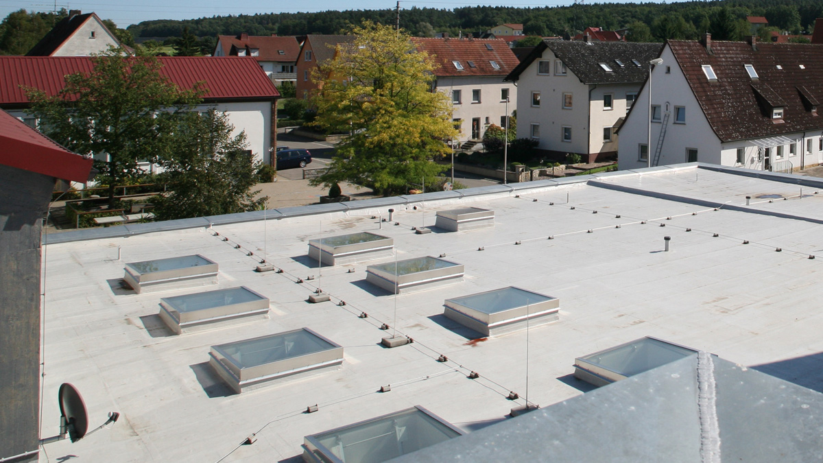 LAMILUX Sanierung der Grundschule in Zapfendorf